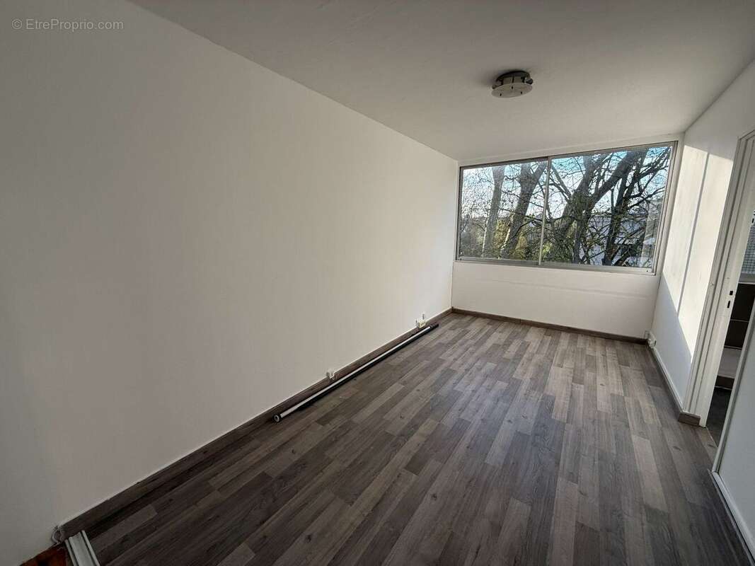 Appartement à BOUSSY-SAINT-ANTOINE