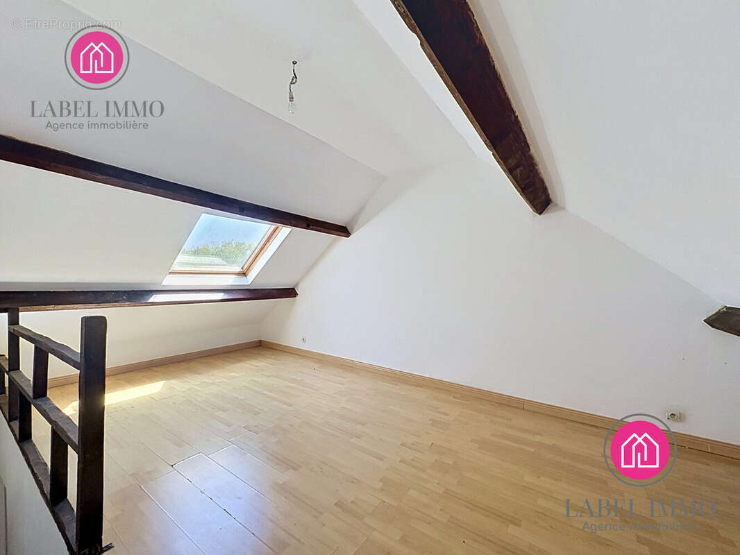 Appartement à CONDE-SUR-L'ESCAUT