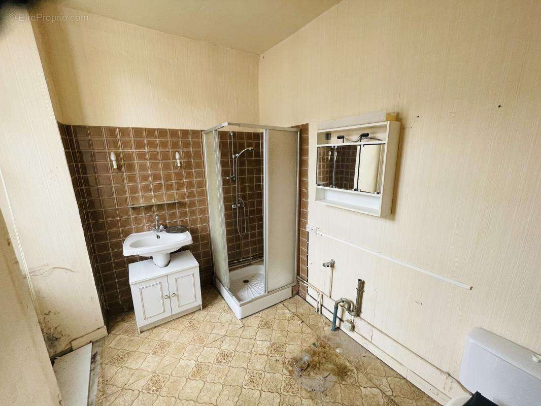 Appartement à ANGERVILLE
