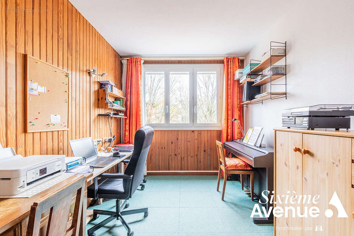 Appartement à CHILLY-MAZARIN