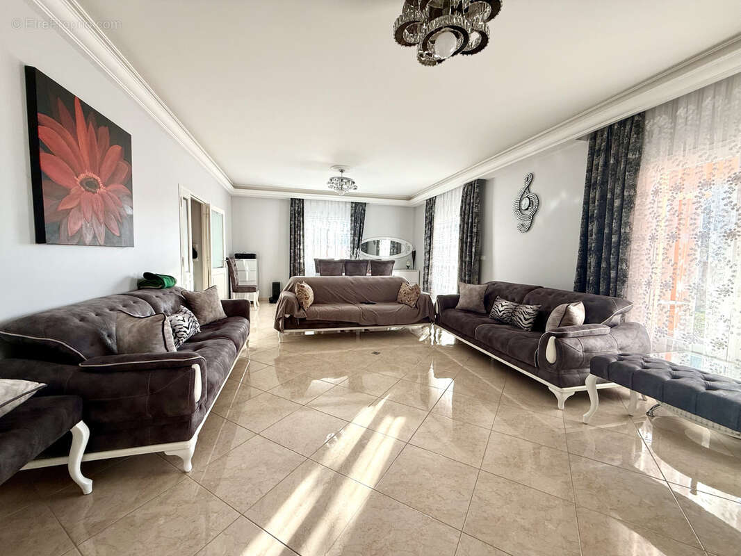 Maison à PIERRELATTE