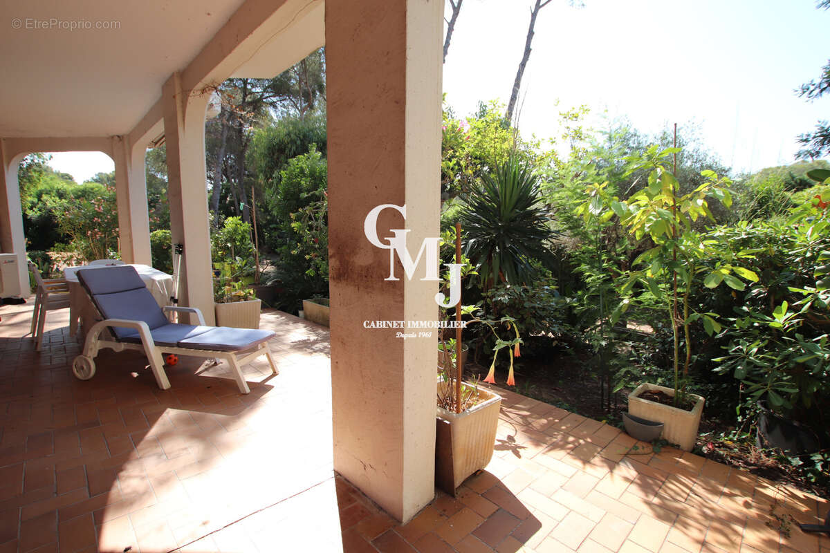 Appartement à SAINT-RAPHAEL