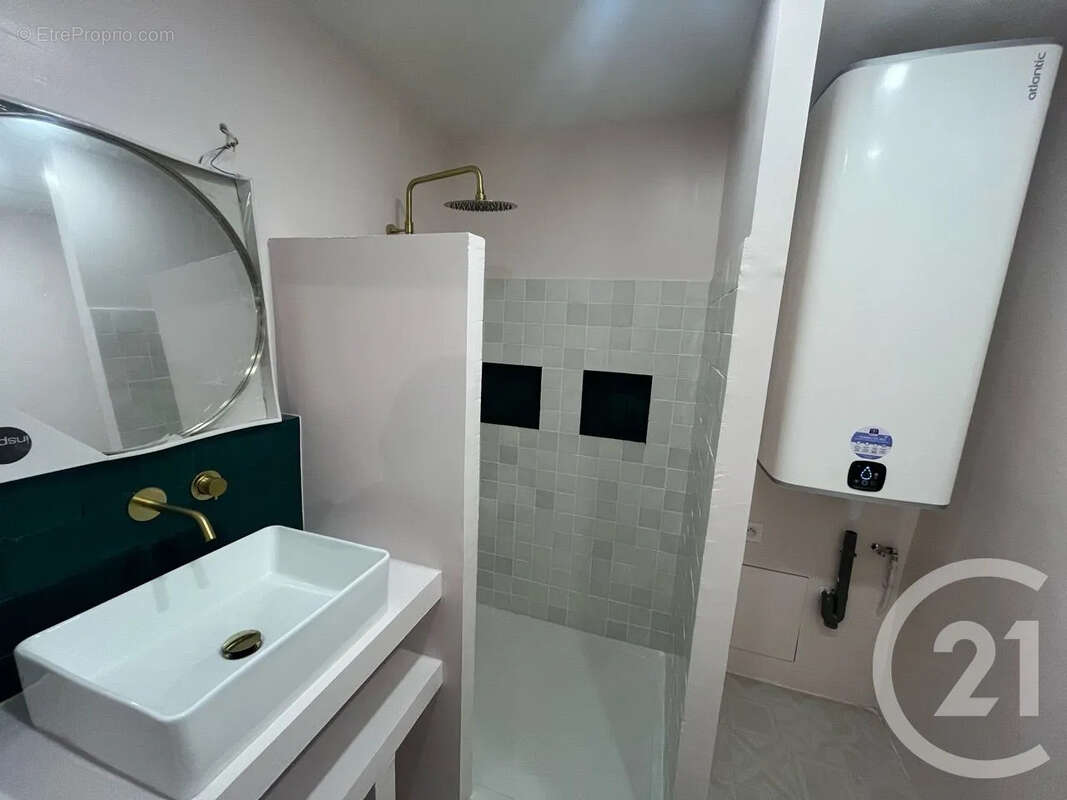 Maison à LA VALETTE-DU-VAR