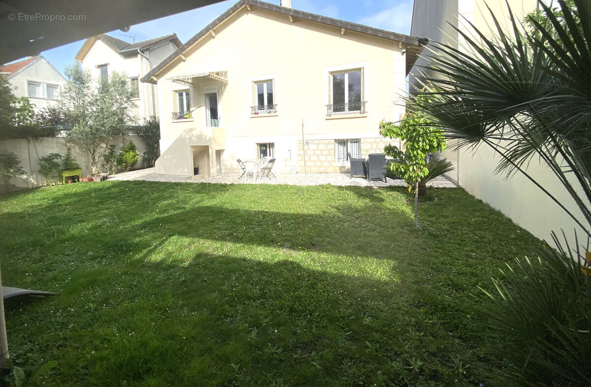 Maison à DEUIL-LA-BARRE
