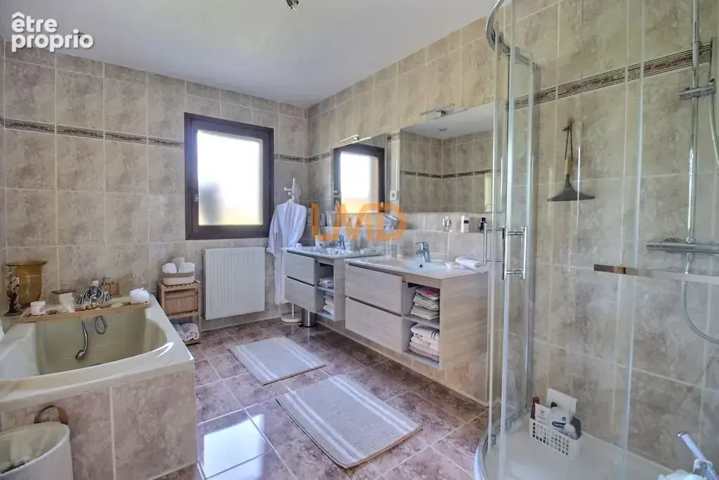 Maison plain-pied 177 m², 5 chambres, DPE B - photo 10