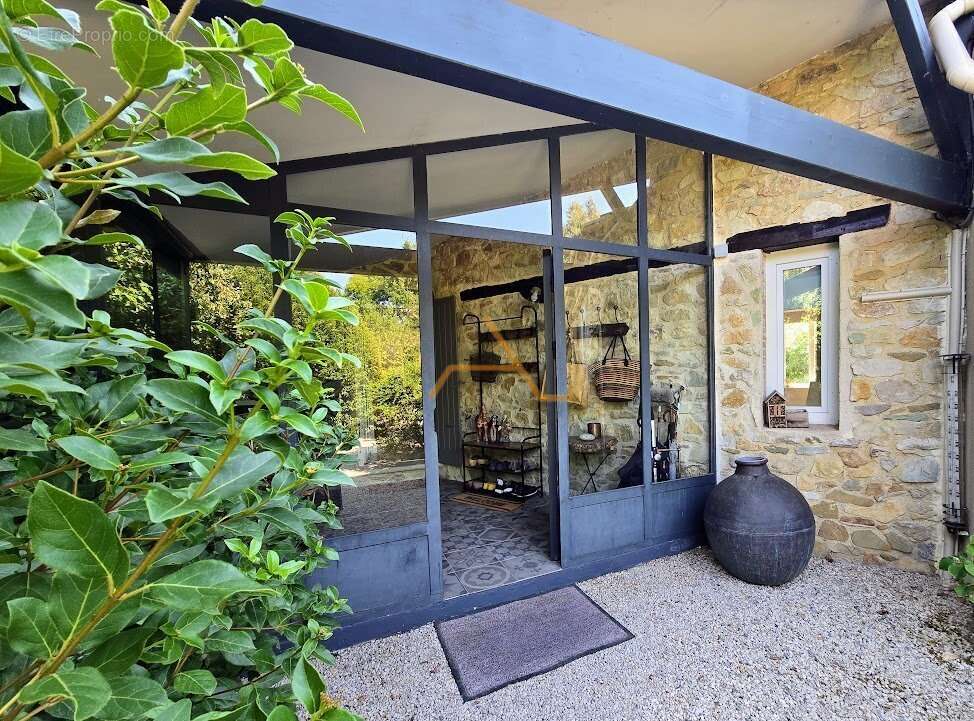 Maison à LA BEGUDE-DE-MAZENC