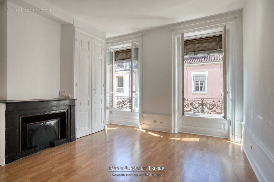 Appartement à LYON-6E