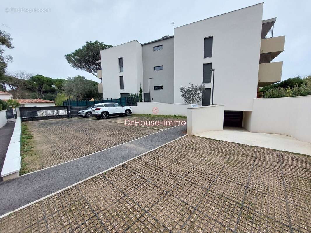 Appartement à CARRY-LE-ROUET