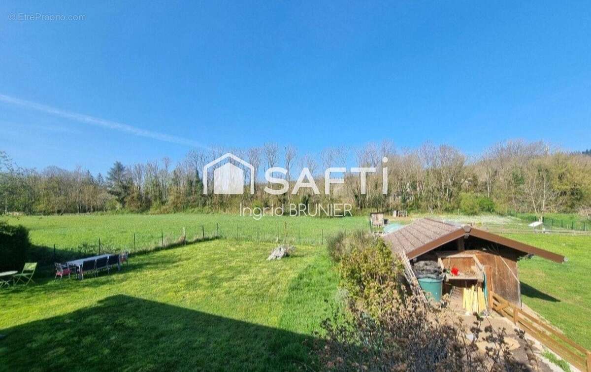 Photo 3 - Maison à SAINT-PIERRE-DE-CURTILLE