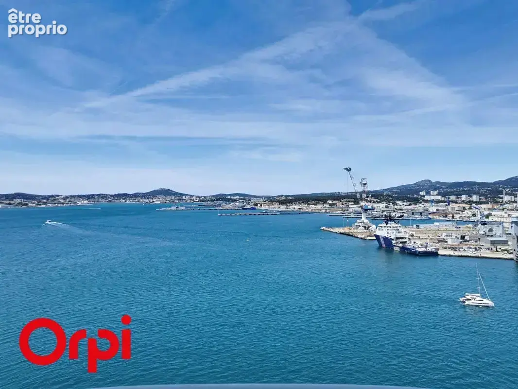 Magnifique appartement T4 avec cave et vue exceptionnelle sur la mer et la Rade de Toulon - photo 4