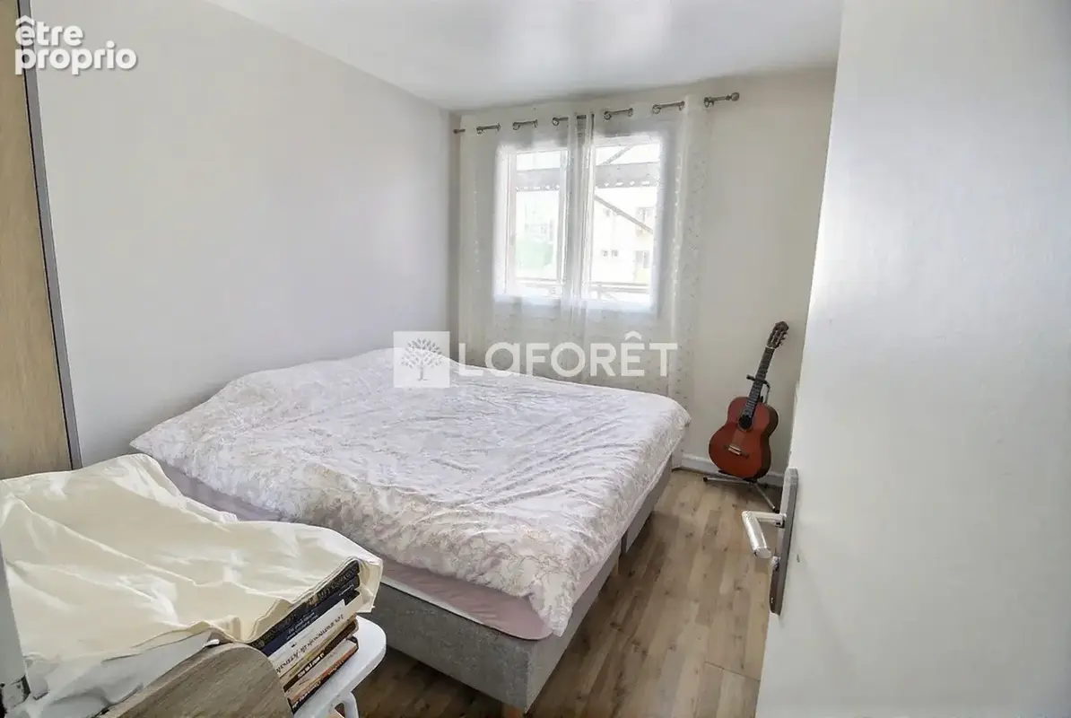 Appartement Villeneuve La Garenne 4 pièce(s) 75 m2 - photo 6