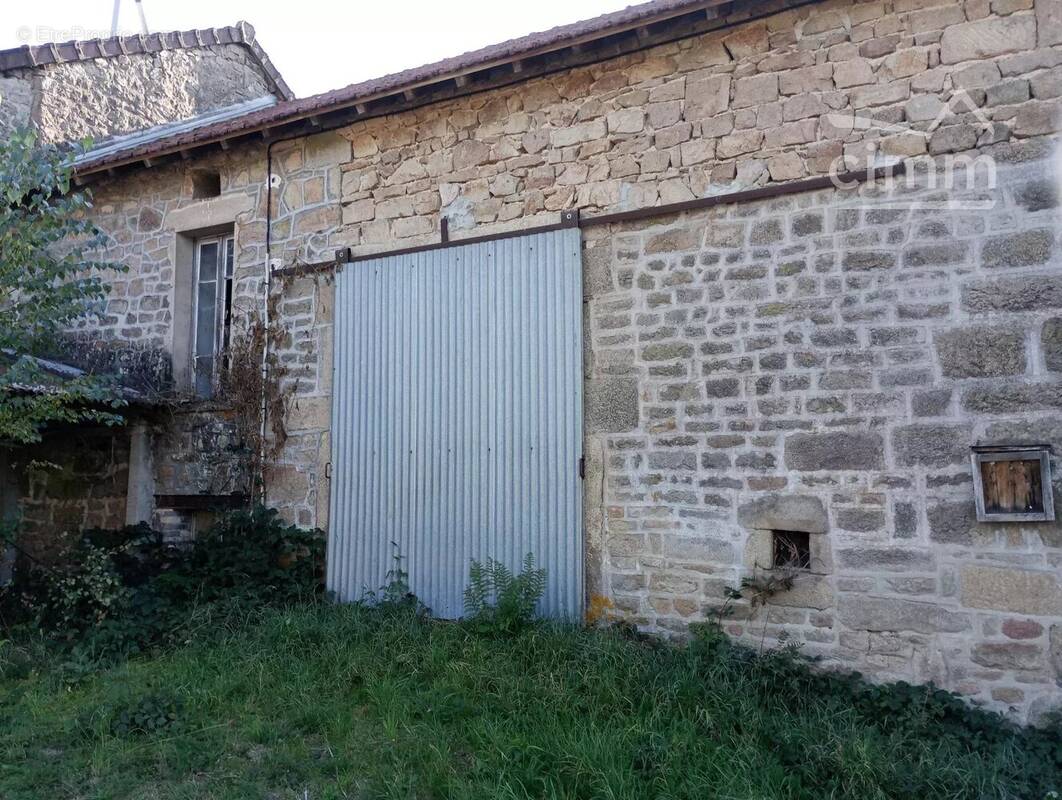 Maison à ROYERE-DE-VASSIVIERE