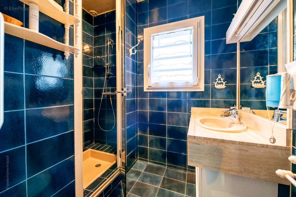 Maison à SAINT-MAUR-DES-FOSSES