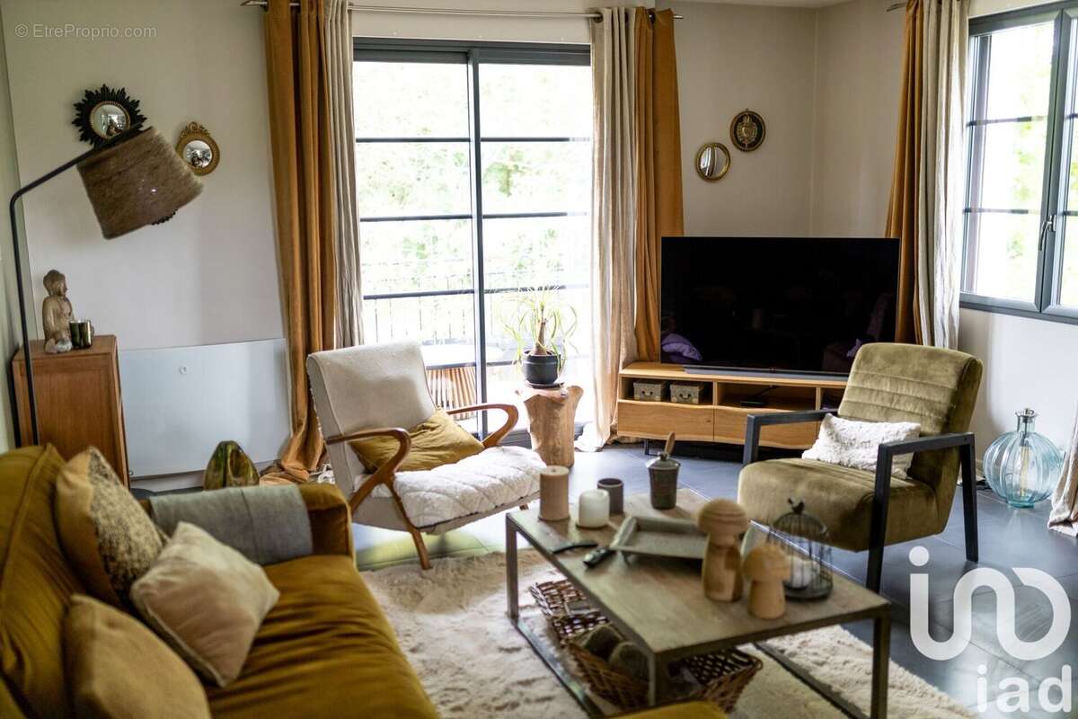 Photo 3 - Maison à SAINT-ETIENNE-DE-MONTLUC