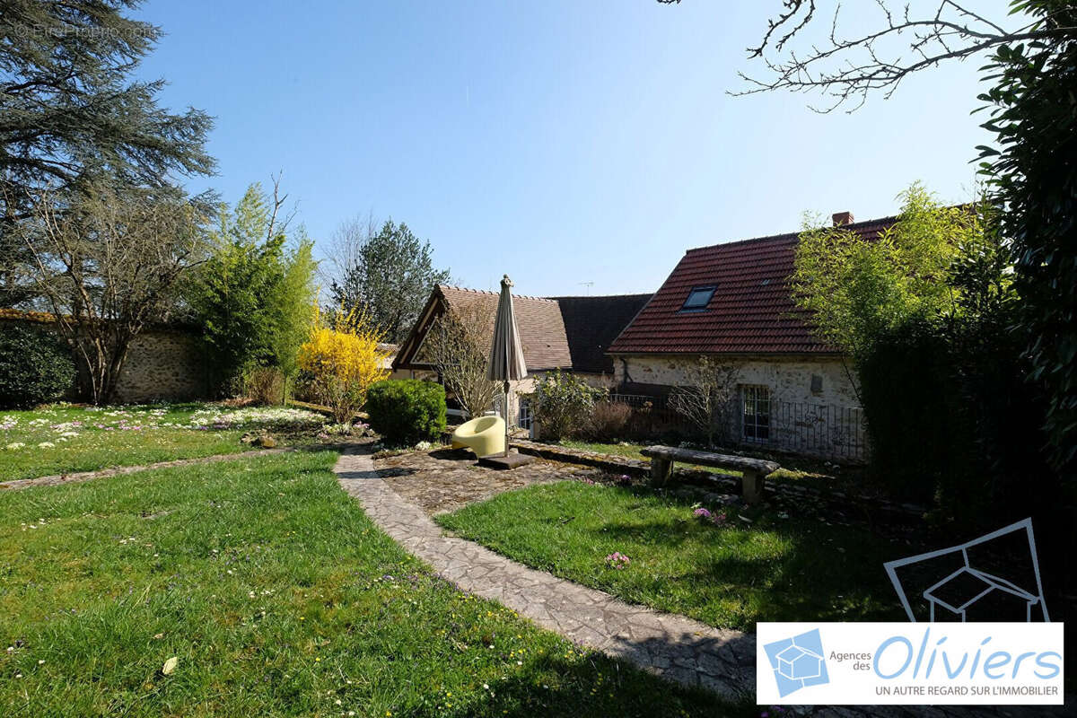 Maison à CHEVREUSE