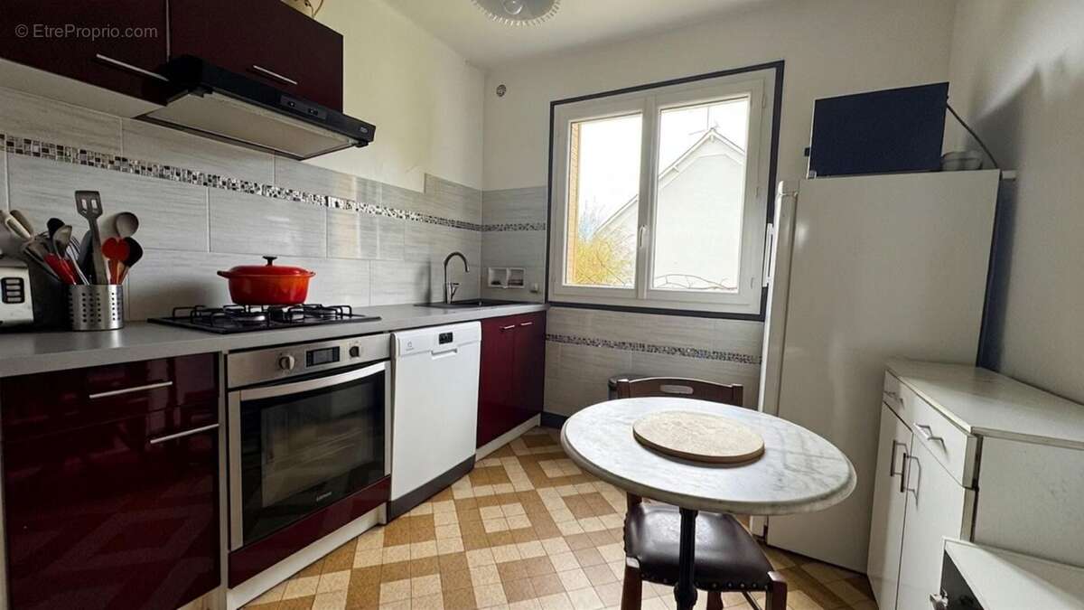 Grande maison 5 chambres + sous sol total - photo 9