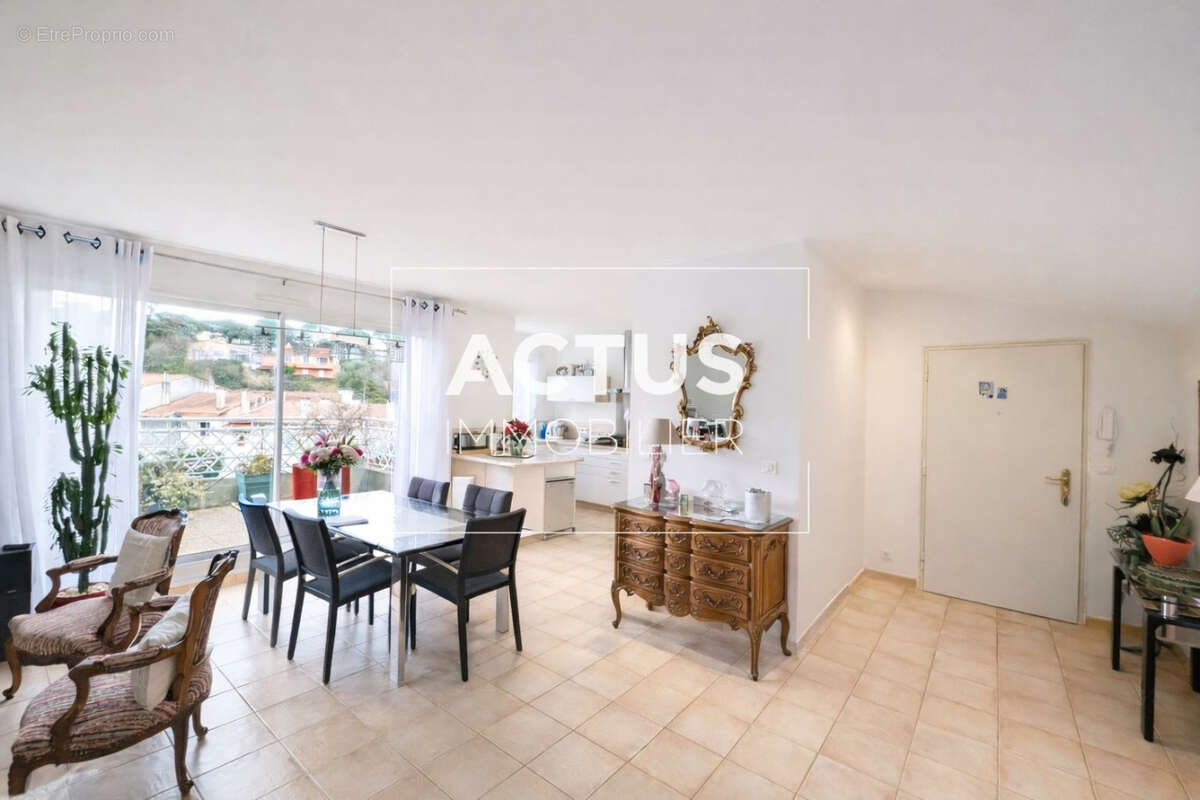 Appartement à SALON-DE-PROVENCE