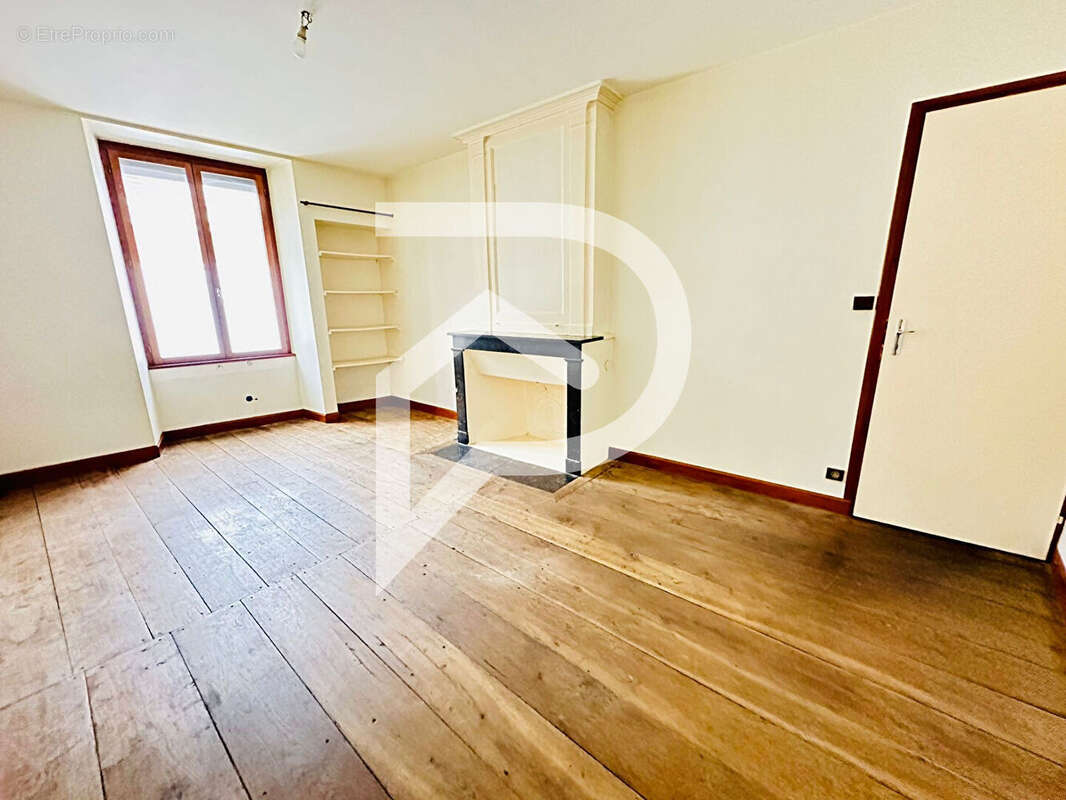 Immeuble Chaumont centre 320 m2 - photo 4