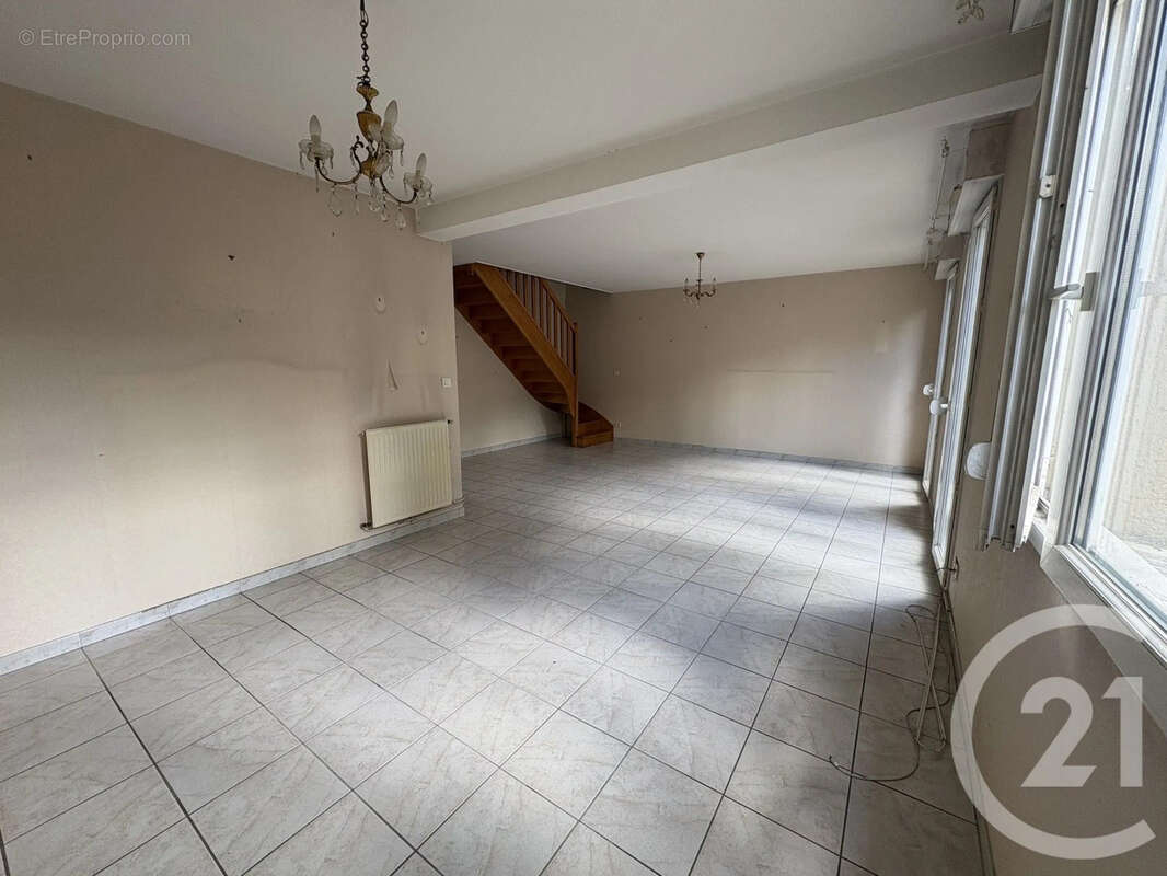 Maison à BERNAY