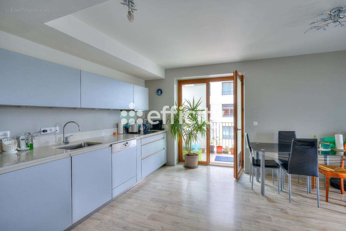 Appartement à MASSY