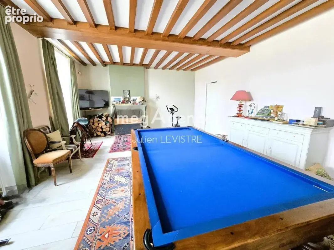 Maison de 7 pièces de 200m² - photo 4
