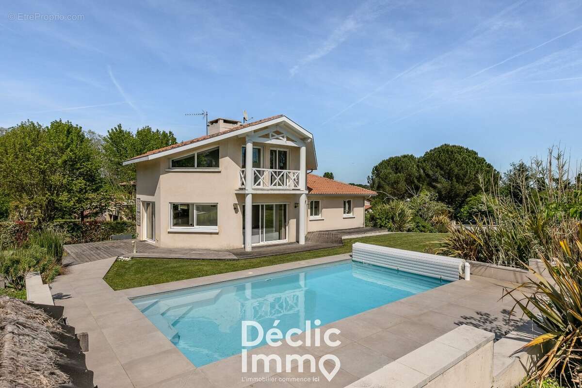 Maison à CARIGNAN-DE-BORDEAUX
