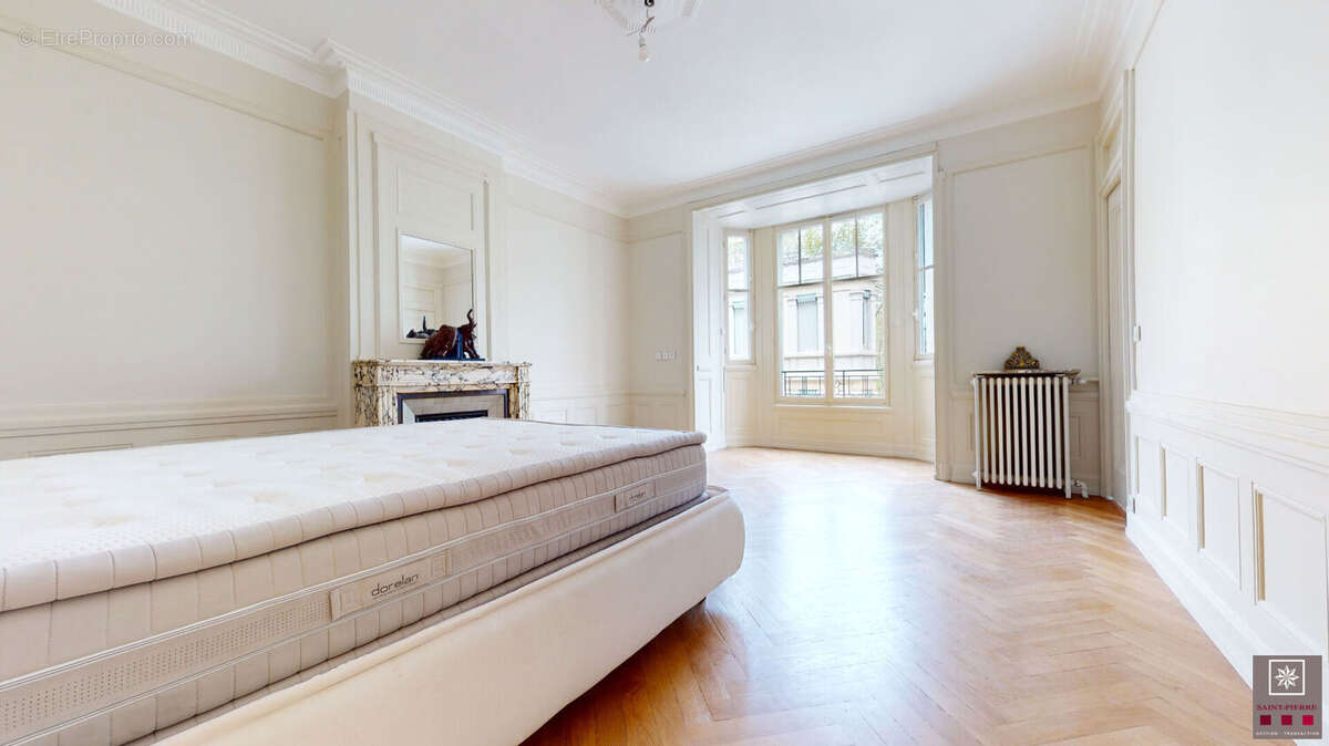 Appartement à LYON-6E