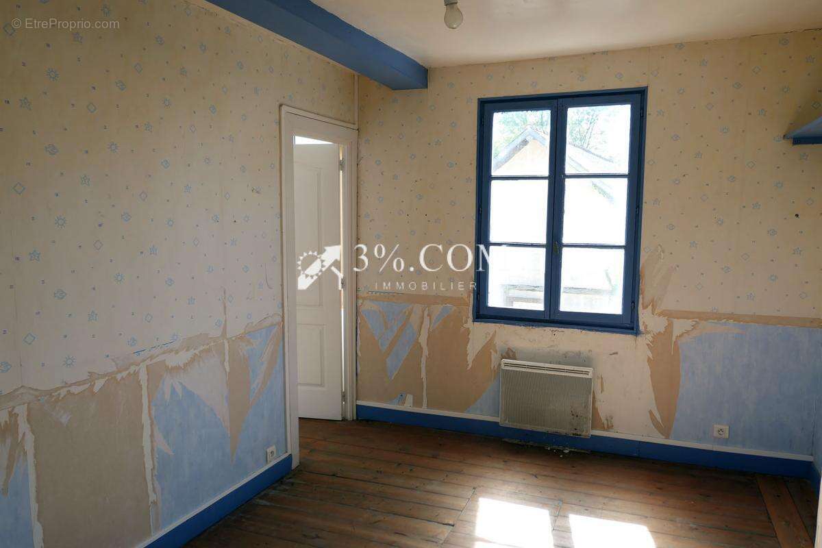 Maison à BURES-EN-BRAY