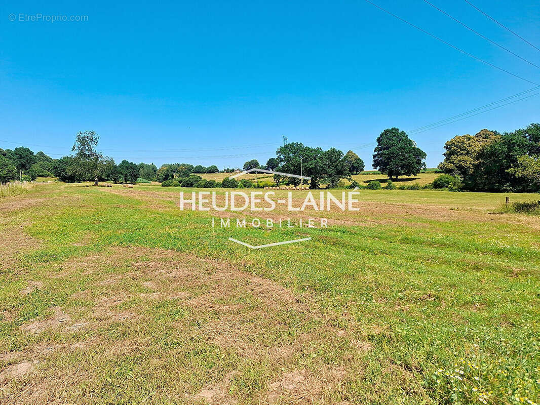 Maison à ISIGNY-LE-BUAT