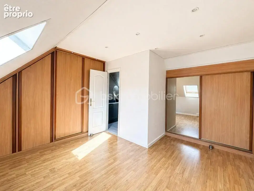 Magnifique maison familiale avec piscine – Calme absolu à 20 km de Paris - 240 m² habitables - photo 8