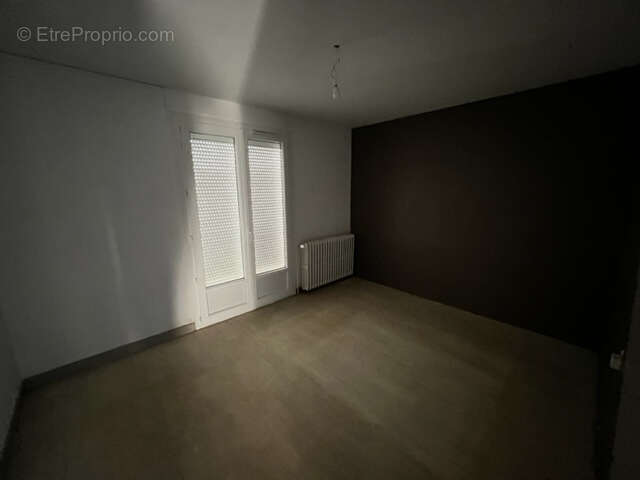 Maison à SAINT-GERMAIN-CHASSENAY