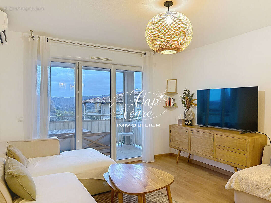 Appartement récent proche centre avec terrasse et parking à vendre à la croix valmer - golfe de saint tropez - photo 3