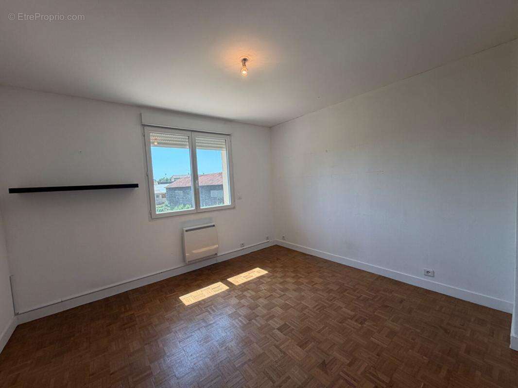 Maison Blaye 4 pièce(s) 120 m2 - photo 9