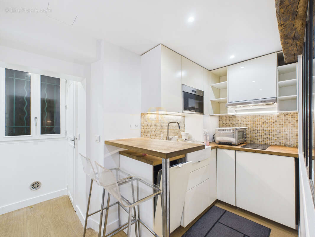 Appartement à PARIS-11E