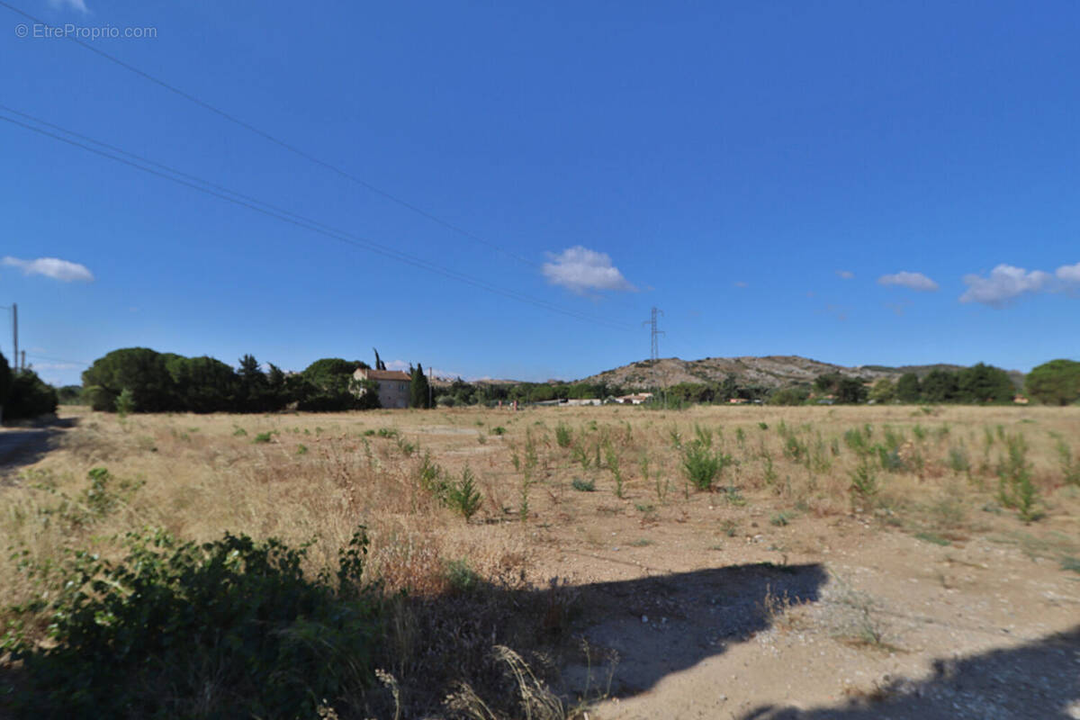 Terrain à NARBONNE