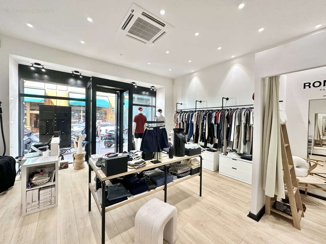 Commerce à MARSEILLE-6E