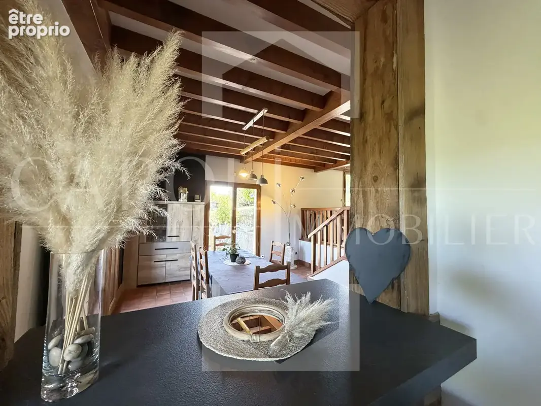 Maison, 5 pièces avec 2300 m2 de terrain constructible - photo 5
