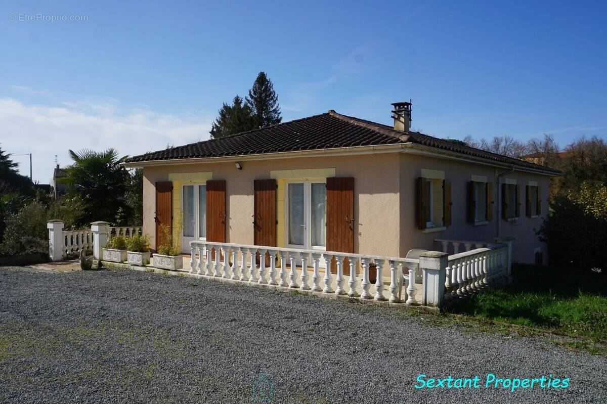 Maison à NANTHEUIL