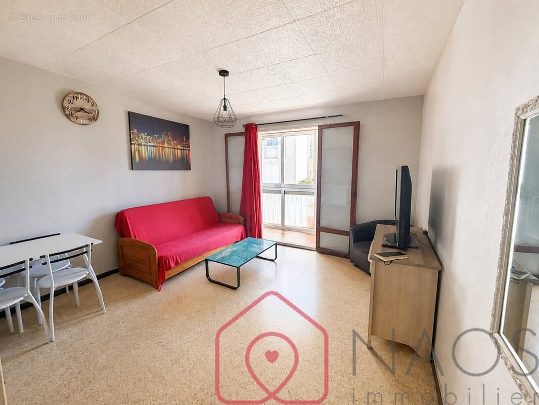 Appartement à SIX-FOURS-LES-PLAGES
