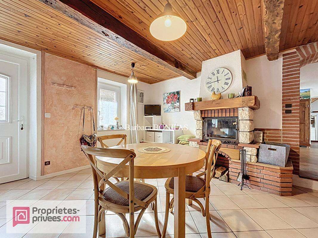 Maison à SAINT-SULPICE