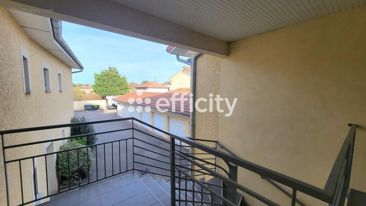 Appartement à CHASSIEU