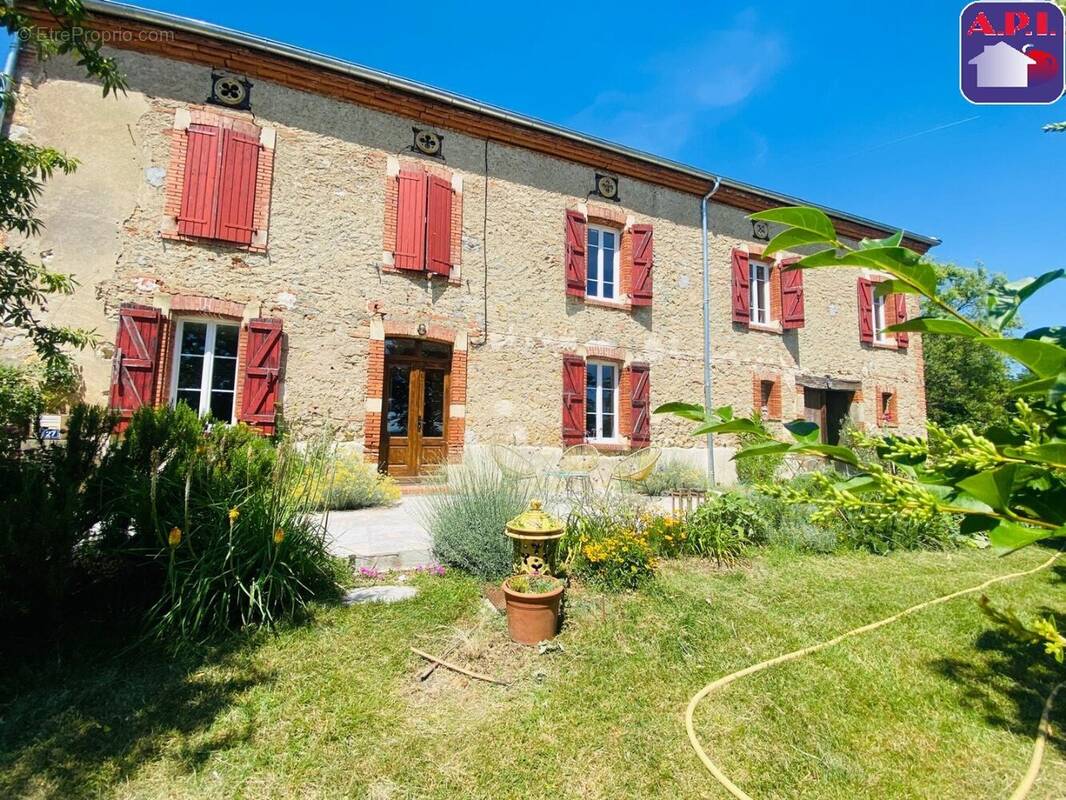 Maison à CARLA-BAYLE