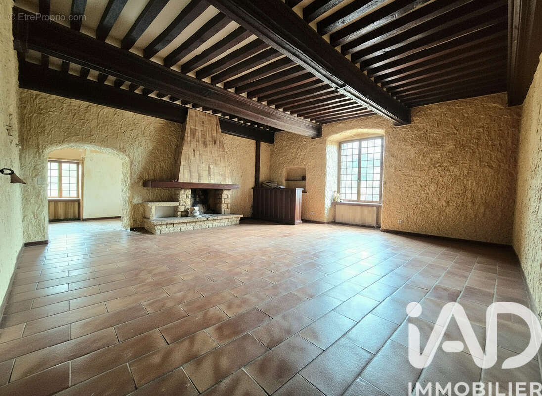Photo 4 - Maison à REGNY