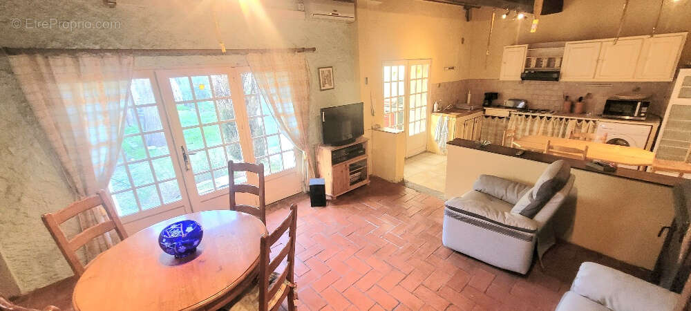 Maison à NEVIAN