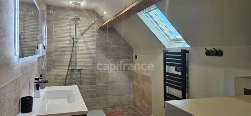 Maison à NOYERS-SUR-CHER