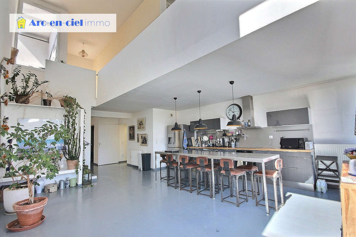 Appartement à NANTERRE