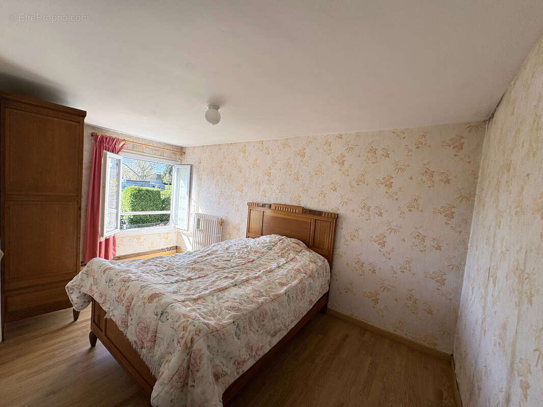 Maison à VIENNE-EN-BESSIN