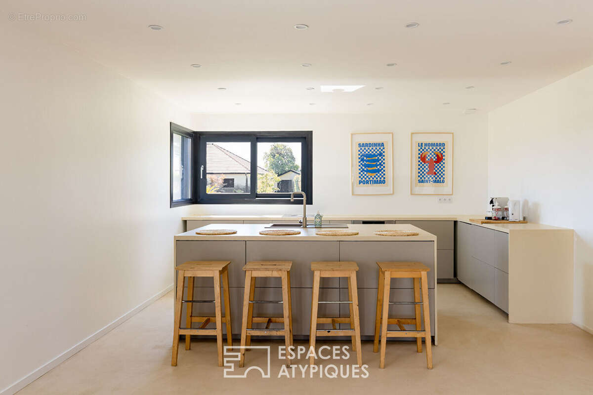 Maison à WOLFERSDORF