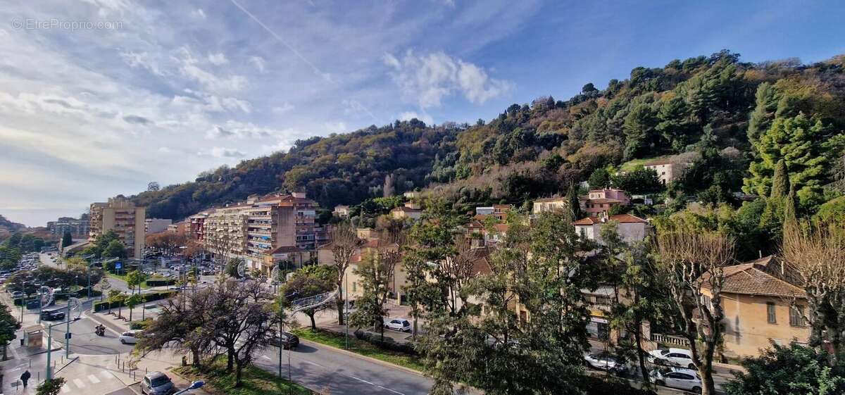 Appartement à MENTON