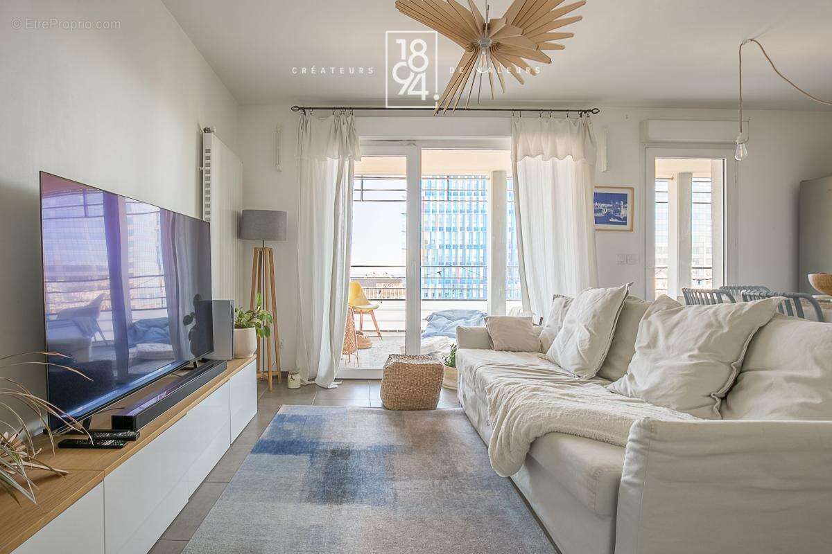 Appartement à MARSEILLE-3E